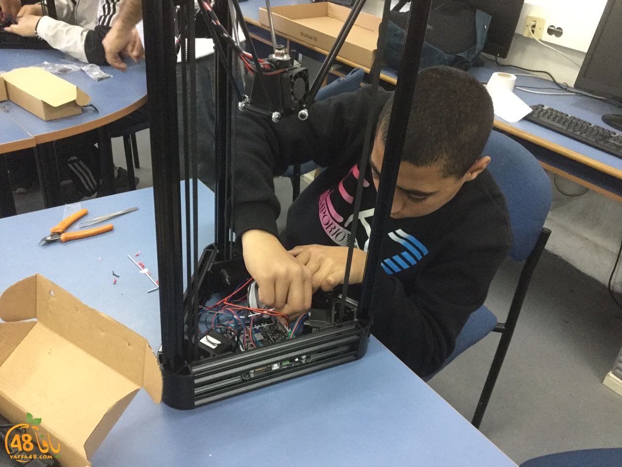 tolab 3amal 1 printing (4).jpg